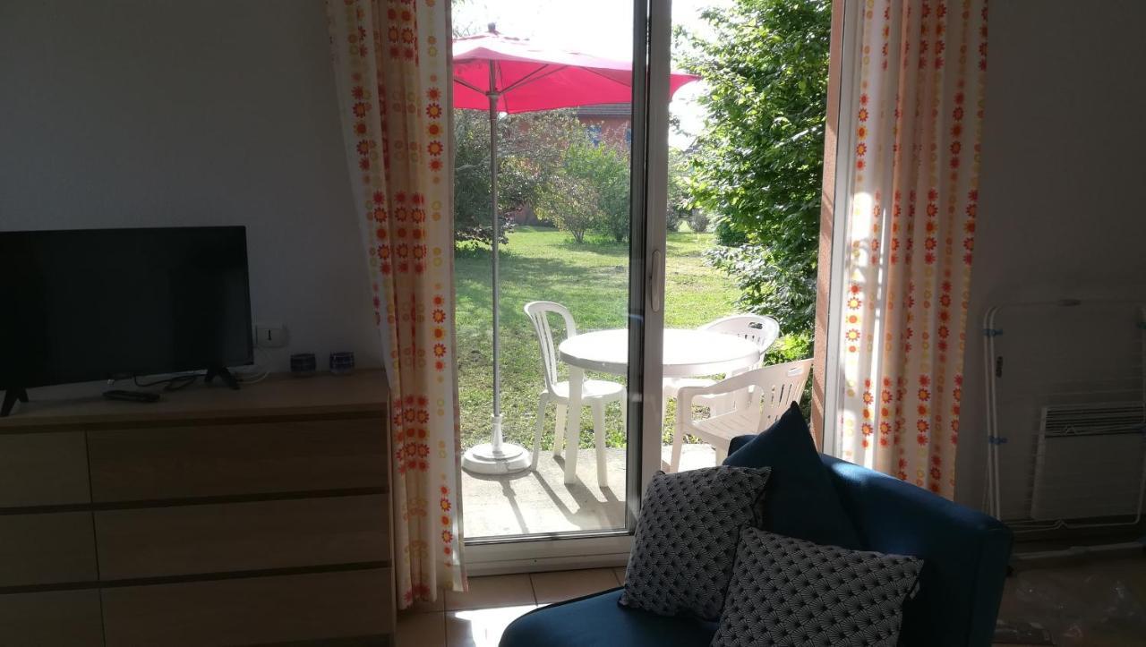 "Chezvero46" Residence 3 Etoiles Avec Piscine, Wifi Et Velos Prayssac エクステリア 写真